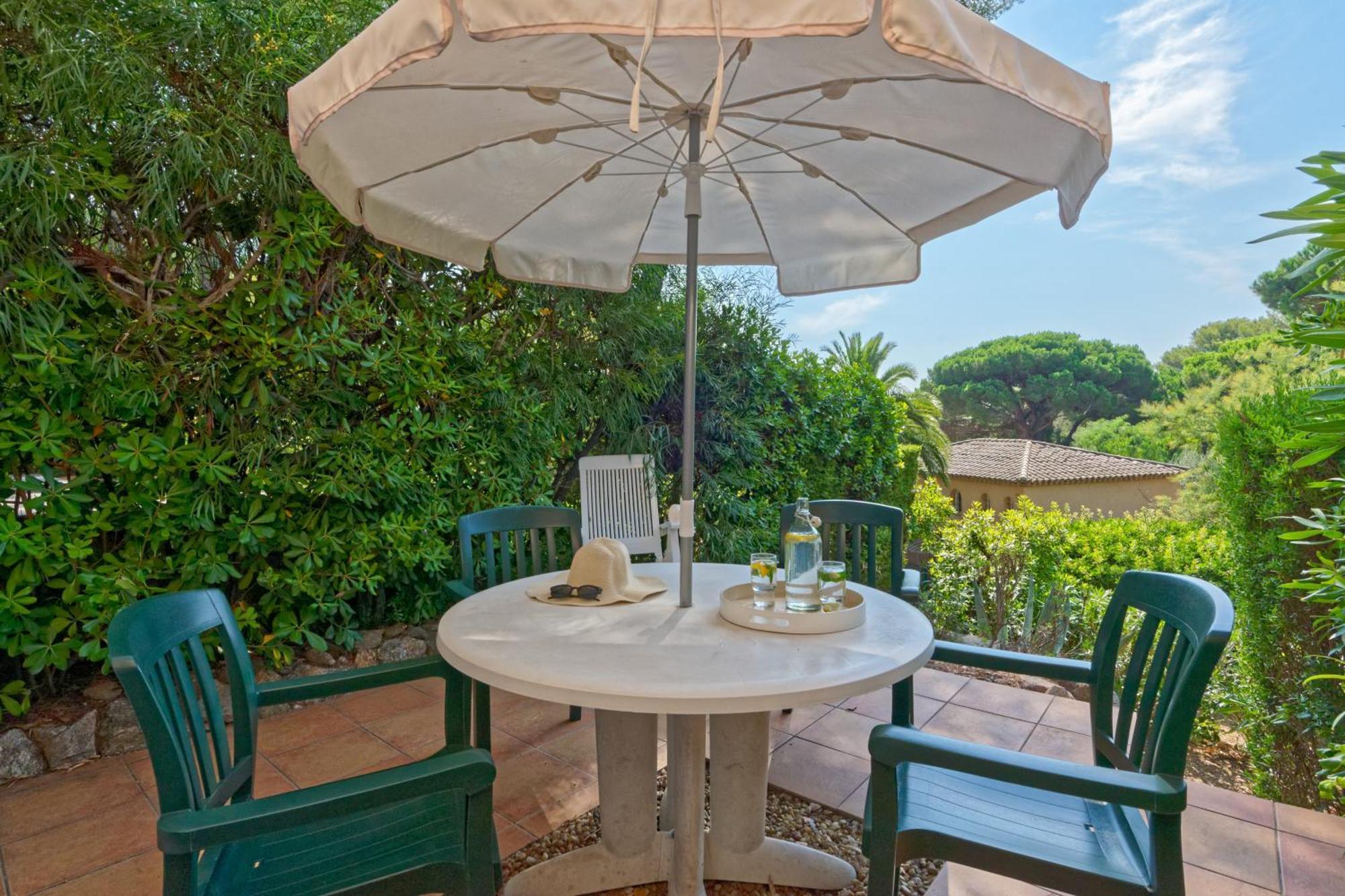 Residence Partenaire Le Domaine De Garlande Cavalaire-sur-Mer Buitenkant foto