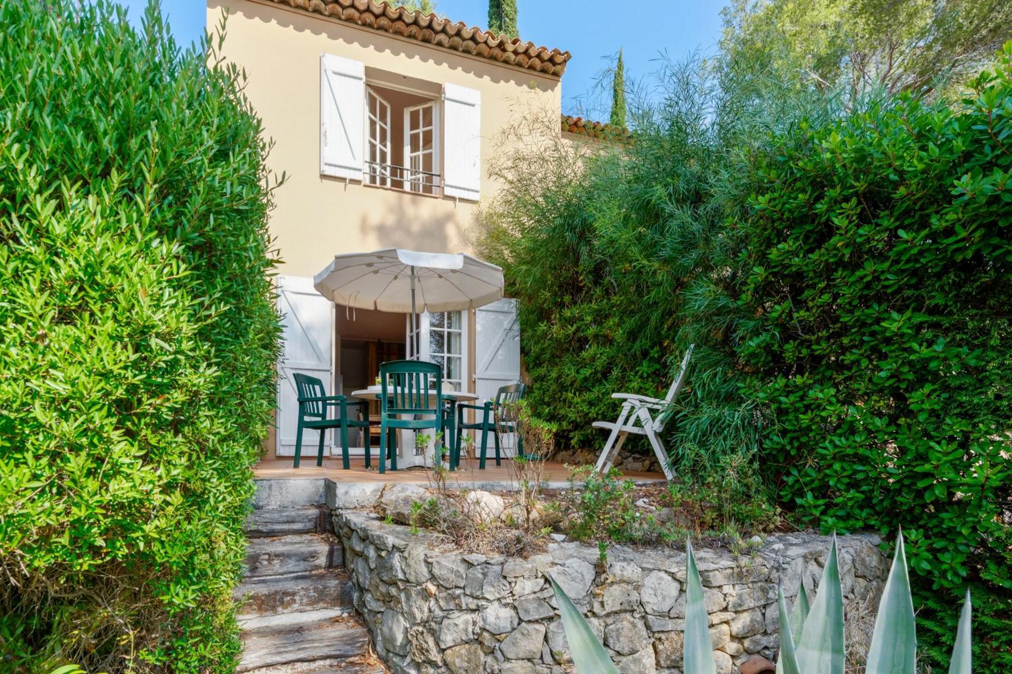 Residence Partenaire Le Domaine De Garlande Cavalaire-sur-Mer Buitenkant foto