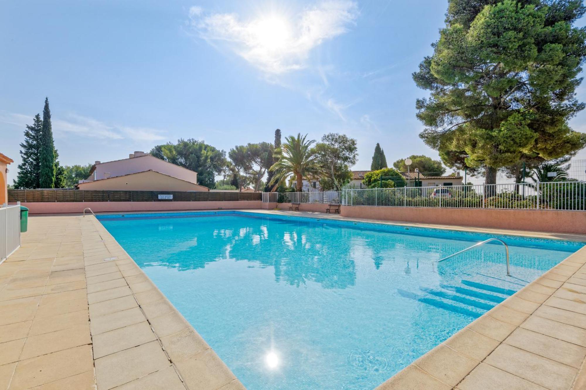 Residence Partenaire Le Domaine De Garlande Cavalaire-sur-Mer Buitenkant foto