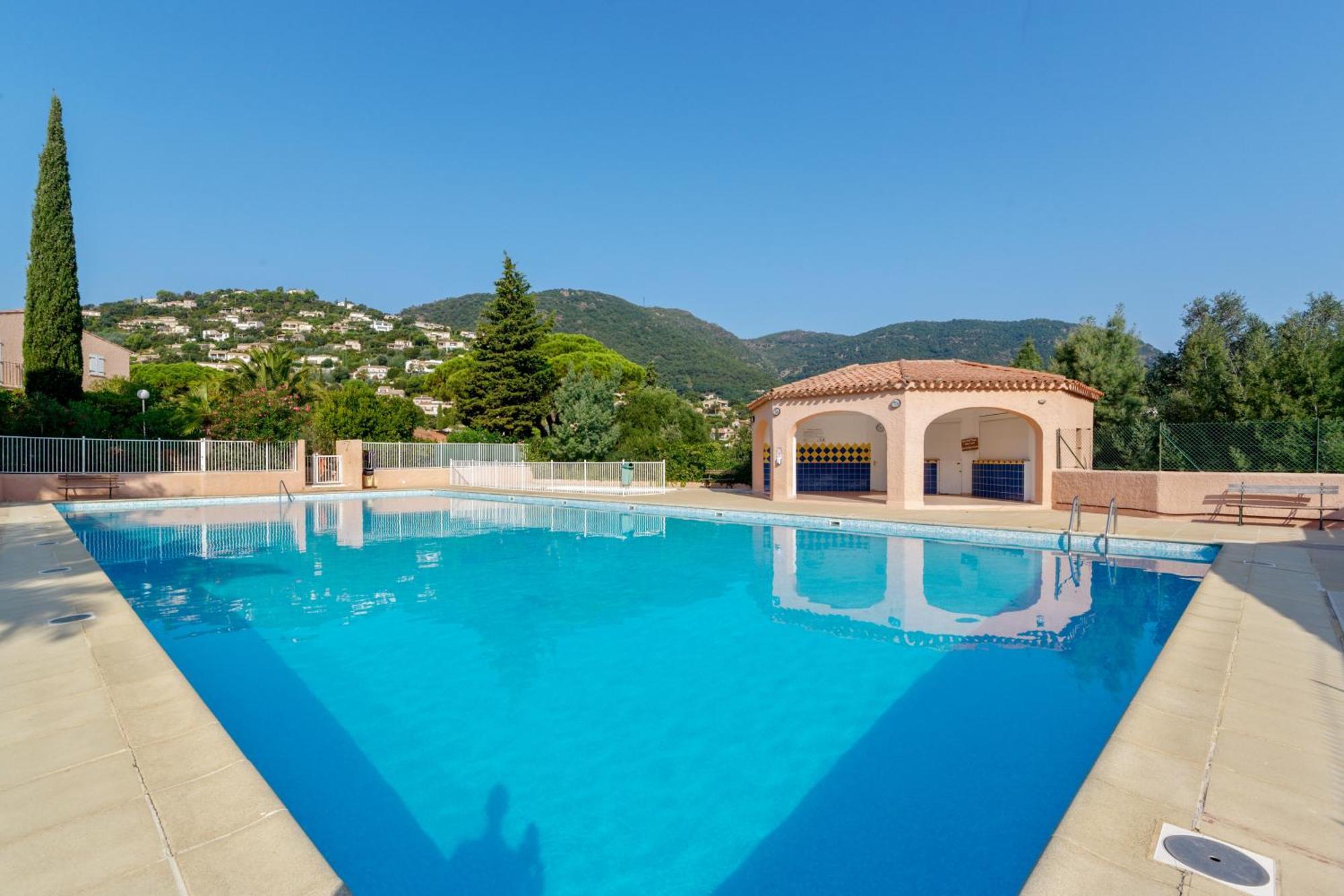 Residence Partenaire Le Domaine De Garlande Cavalaire-sur-Mer Buitenkant foto