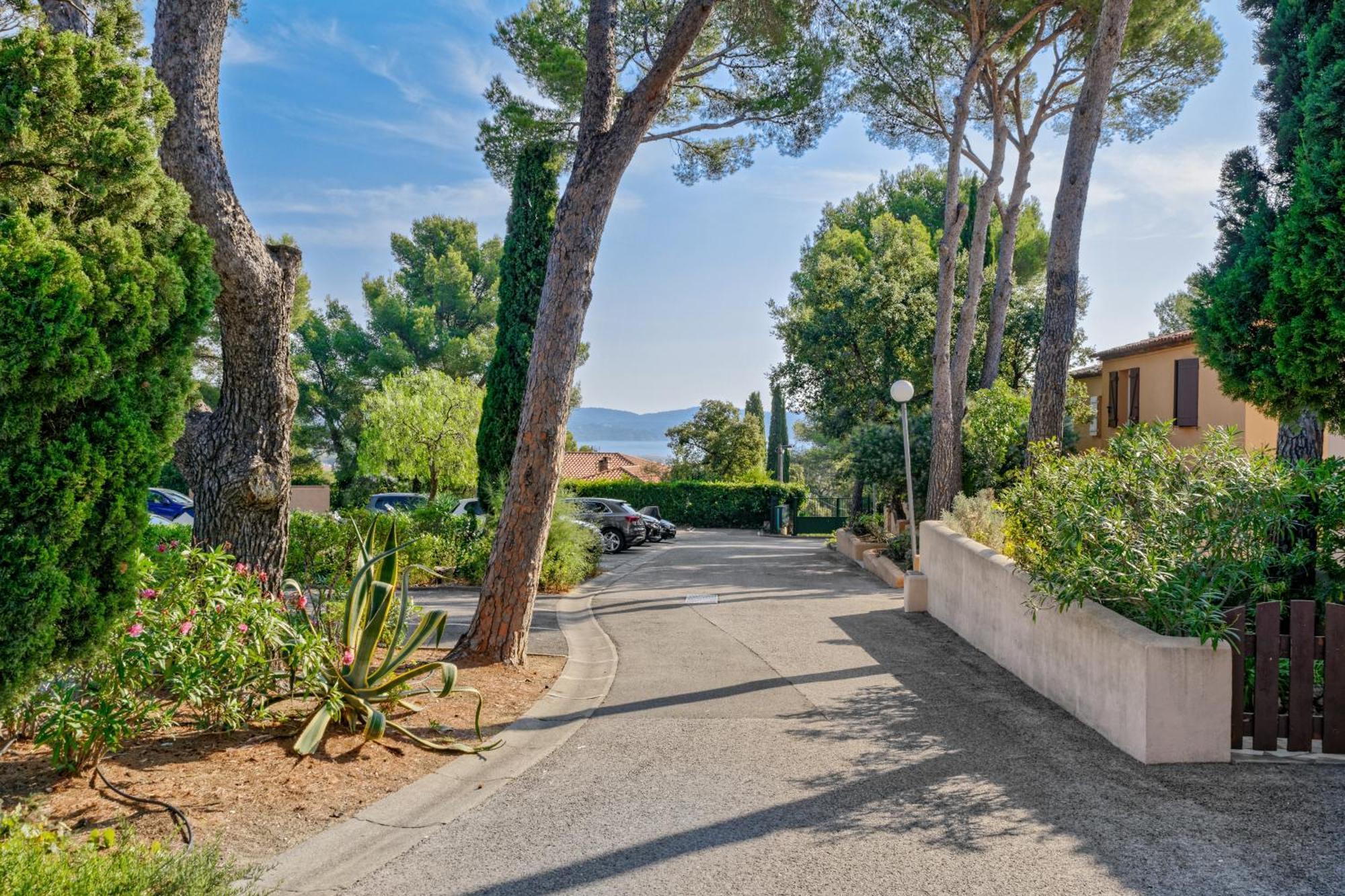 Residence Partenaire Le Domaine De Garlande Cavalaire-sur-Mer Buitenkant foto